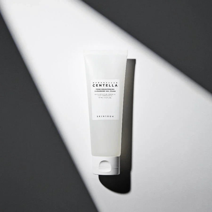 SKIN1004, Madagascar Centella Tone Brightening Cleansing Gel Foam